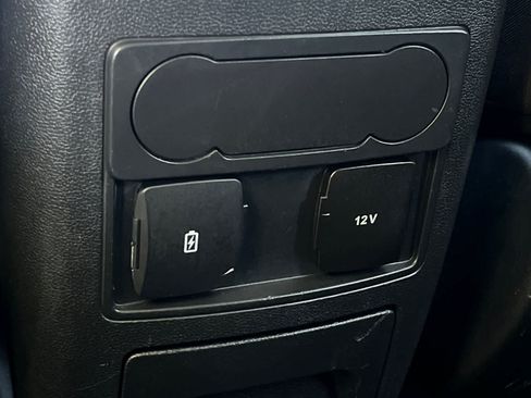 Used 2022 Ford Explorer XLT RWD image 15