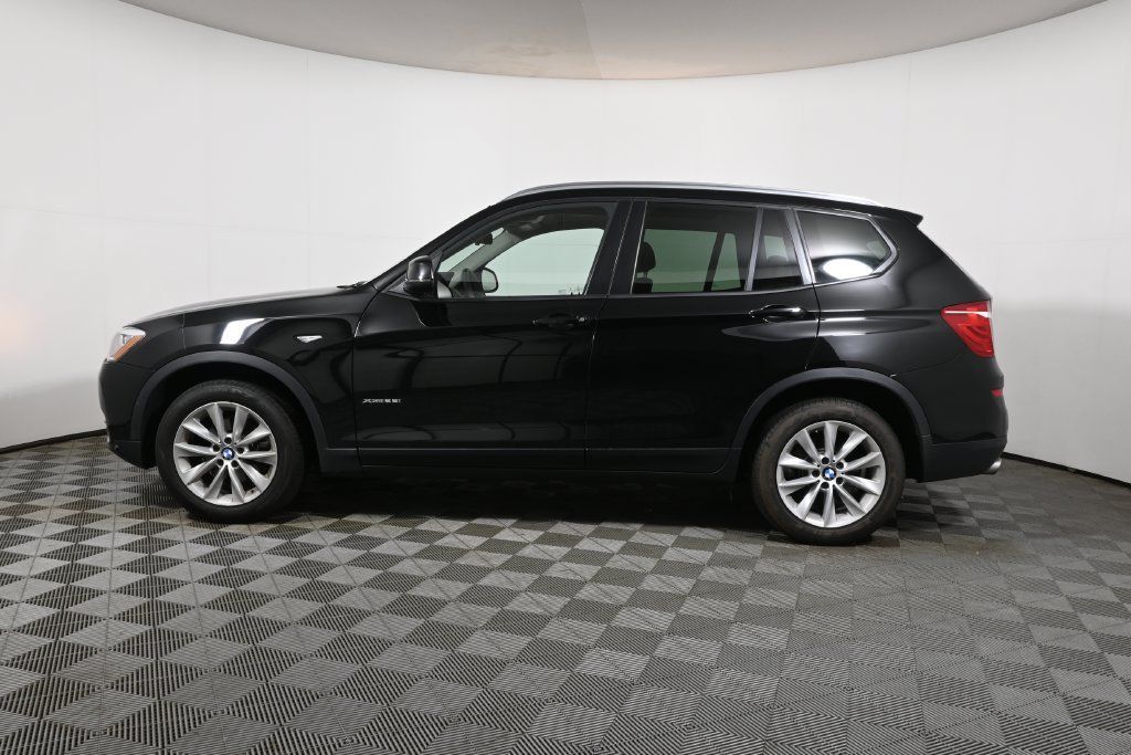 Used 2016 BMW X3 xDrive28i AWD/4WD image 2