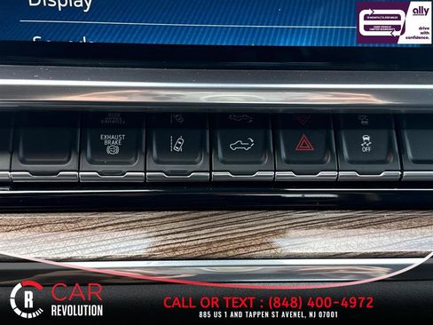 Used 2024 Chevrolet Silverado 2500 LT AWD/4WD image 22