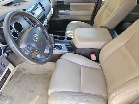 Used 2011 Toyota Sequoia SR5 image 15