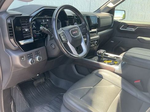 Used 2023 GMC Sierra 1500 SLT w/ SLT Convenience Package AWD/4WD image 19