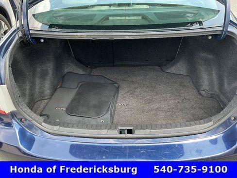 Used 2013 Toyota Corolla LE FWD image 28