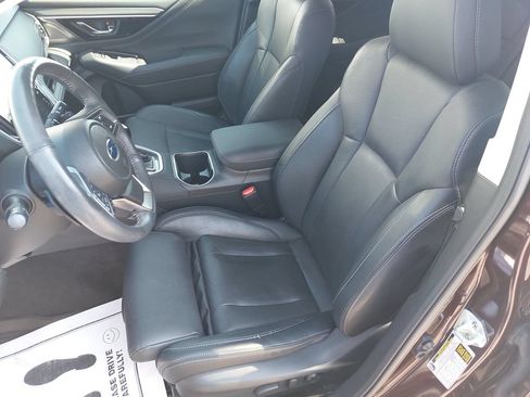Used 2024 Subaru Outback Touring AWD/4WD image 12