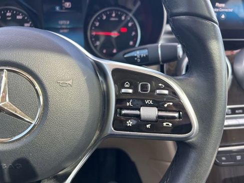 Used 2021 Mercedes-Benz GLC 300 image 20