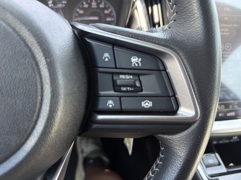 Used 2024 Subaru Outback Premium AWD/4WD image 29