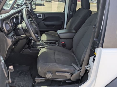 Used 2022 Jeep Wrangler Sport AWD/4WD image 12