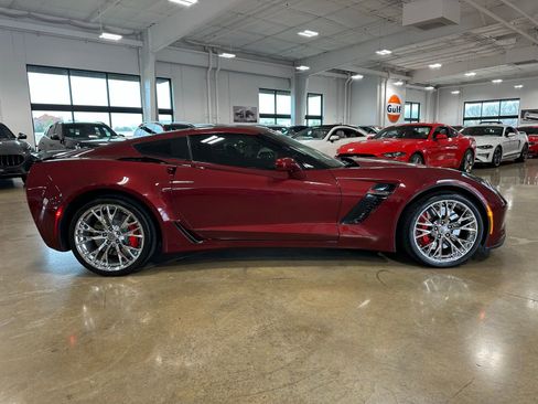 Used 2016 Chevrolet Corvette Z06 w/ 2LZ Preferred Equipment Group image 9