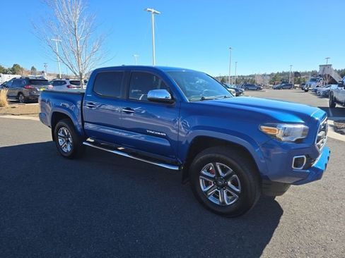 Used 2017 Toyota Tacoma Limited image 1