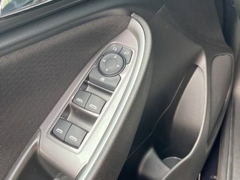 Used 2023 Chevrolet Malibu LT image 11