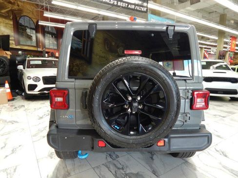 Used 2023 Jeep Wrangler Unlimited Sahara w/ Cold Weather Group image 6