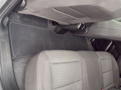 Used 2025 Chevrolet Equinox LT AWD/4WD image 21