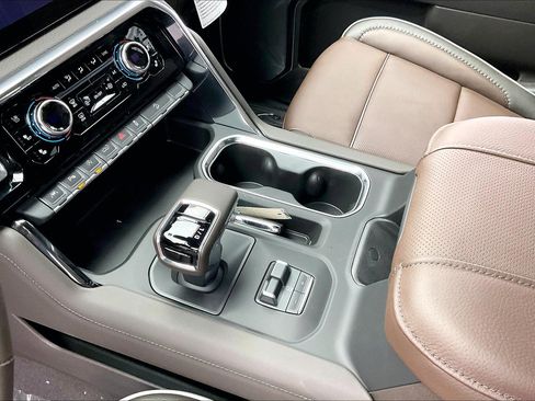 New 2026 GMC Sierra 1500 Denali w/ Denali Reserve Package image 8