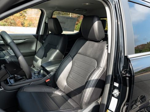 New 2025 Ford Ranger Lariat w/ FX4 Off-Road Package AWD/4WD image 13