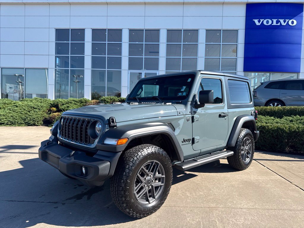 Used 2024 Jeep Wrangler Sport AWD/4WD image 41