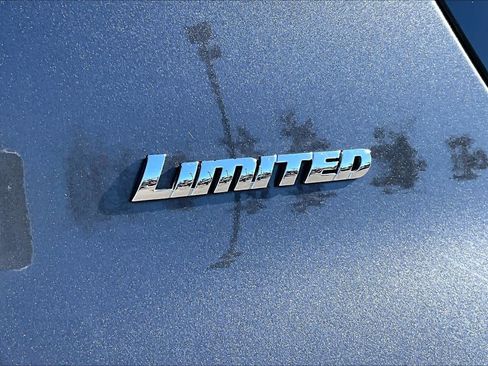 Certified 2018 Toyota 4Runner Limited image 9