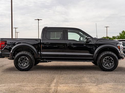 Certified 2025 Ford F150 Raptor w/ Equipment Group 803A Raptor R AWD/4WD image 11
