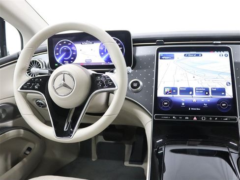 Used 2022 Mercedes-Benz EQS 450+ Sedan image 24