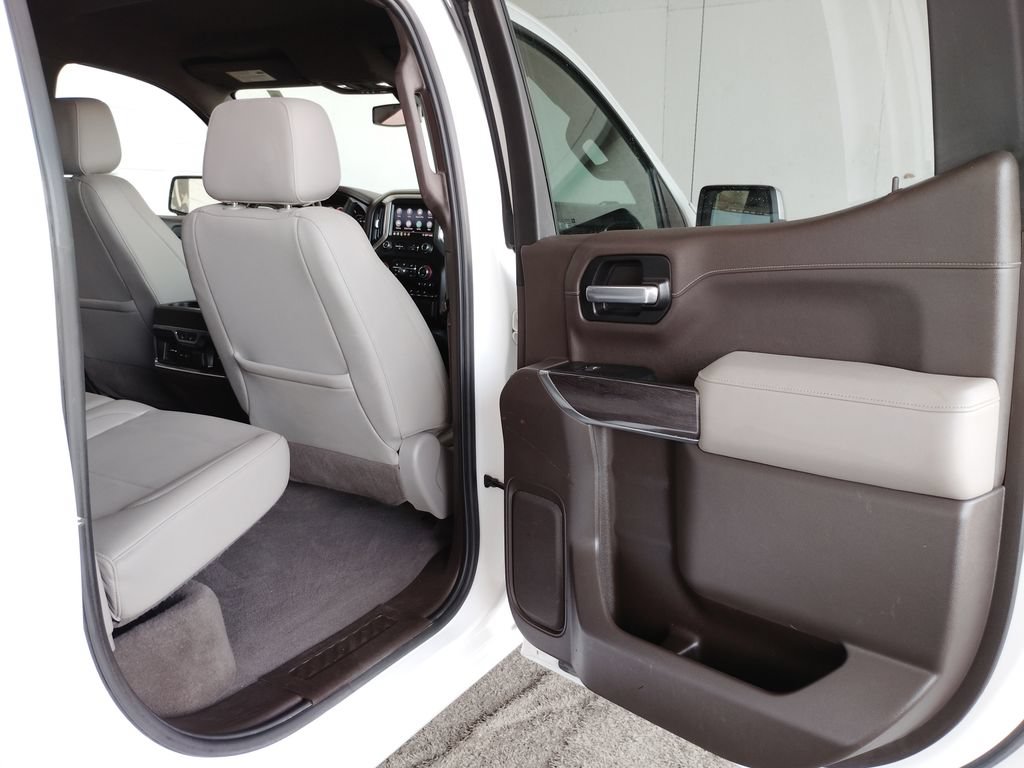Used 2019 Chevrolet Silverado 1500 LTZ w/ LTZ Plus Package AWD/4WD image 14