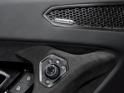 Used 2023 Lamborghini Huracan Tecnica RWD image 10
