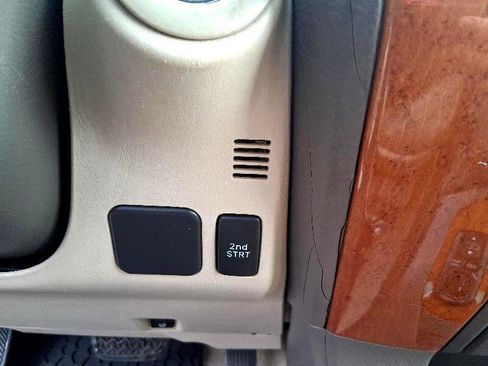 Used 2004 Lexus GX 470 image 31