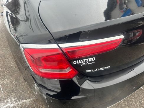 Used 2017 Buick LaCrosse Preferred image 21