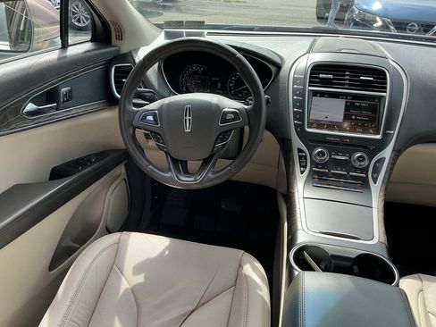 Used 2018 Lincoln MKX Reserve w/ Lincoln MKX Climate Package AWD/4WD image 16