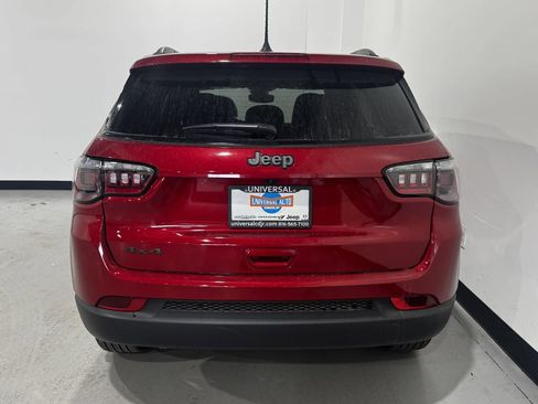 New 2026 Jeep Compass Latitude image 23