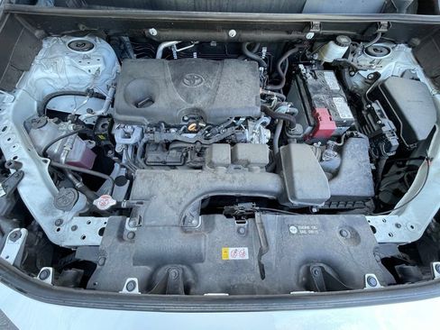 Used 2025 Toyota RAV4 LE FWD image 33