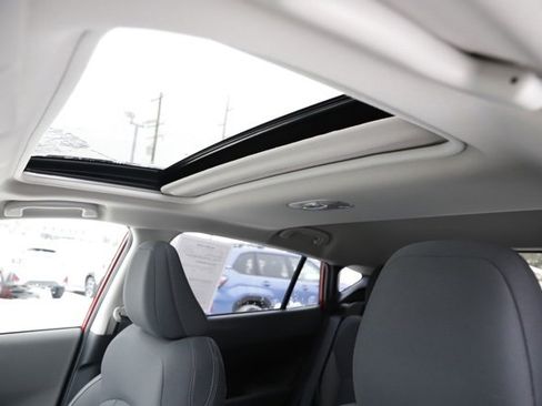 Certified 2025 Subaru Crosstrek 2.0i Premium image 17