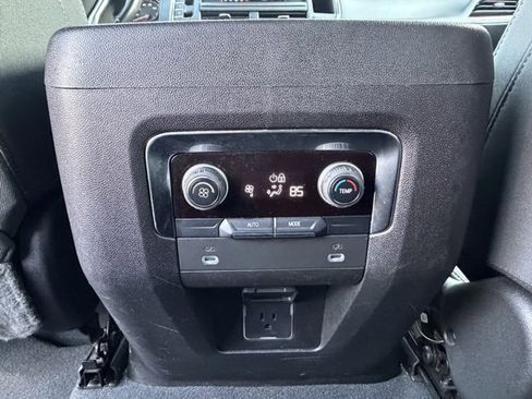 Used 2023 Chevrolet Tahoe LS image 30