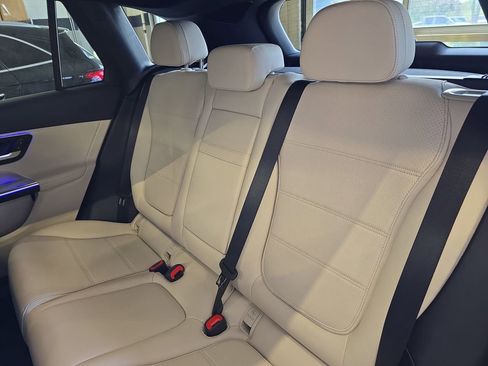 New 2026 Mercedes-Benz GLC 300 image 15