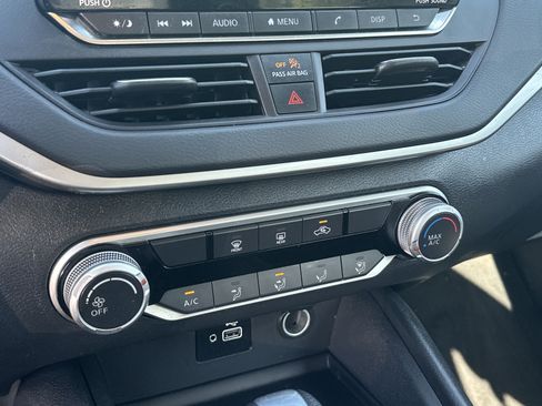 Used 2021 Nissan Altima 2.5 S FWD image 27