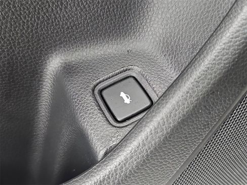 Used 2019 Honda Accord EX-L image 32