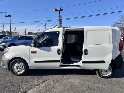 Used 2020 RAM ProMaster City Tradesman image 5