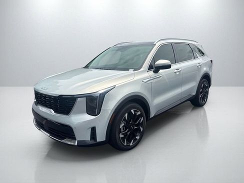 Certified 2026 Kia Sorento EX w/ EX Premium Package FWD image 3