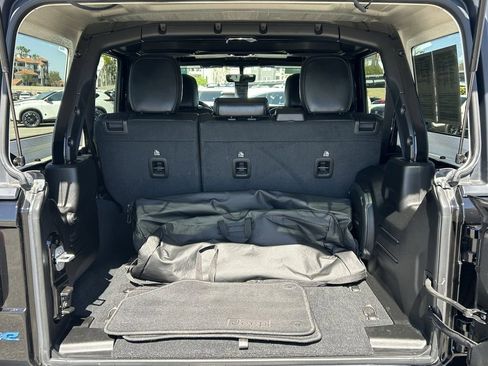 Used 2022 Jeep Wrangler Unlimited Sahara w/ Cold Weather Group image 12