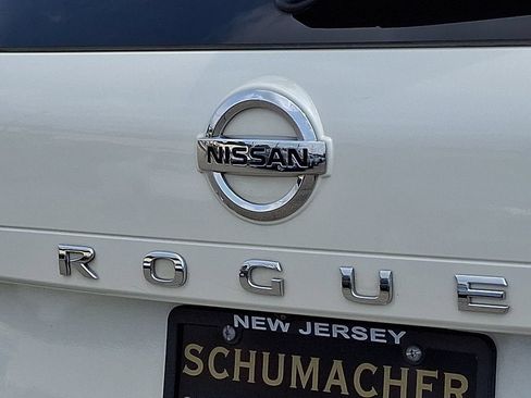 Used 2021 Nissan Rogue Platinum AWD/4WD image 35
