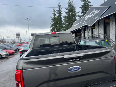 Used 2015 Ford F150 Lariat w/ Equipment Group 502A Luxury image 11