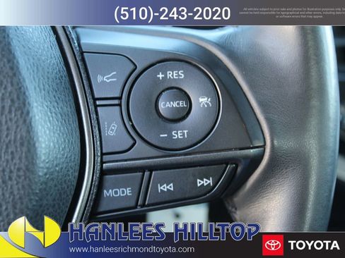 Used 2024 Toyota Camry SE image 27