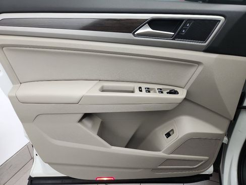 Used 2018 Volkswagen Atlas SE image 8