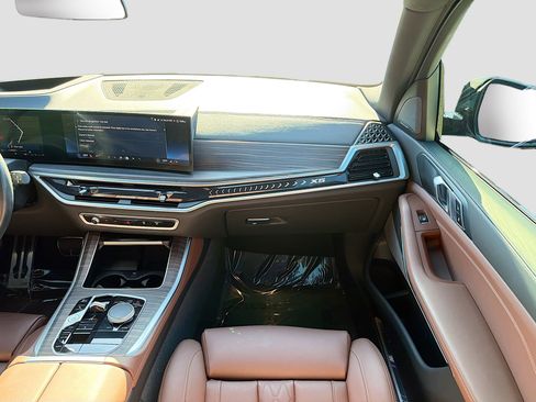 Certified 2024 BMW X5 sDrive40i w/ M Sport Package image 19