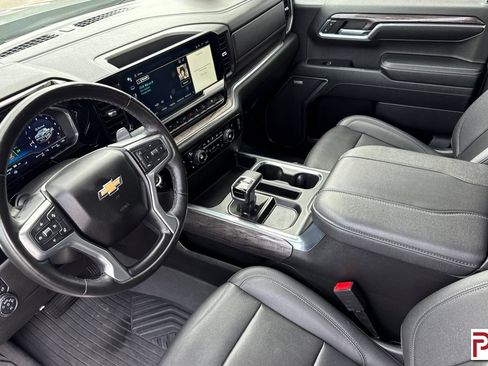 Certified 2023 Chevrolet Silverado 1500 LTZ AWD/4WD image 10
