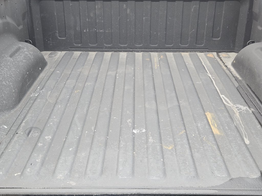 Used 2023 RAM 1500 Limited w/ Body Color Bumper Group AWD/4WD image 31