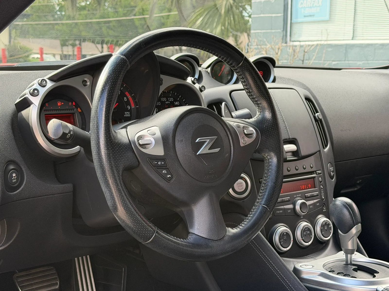 Used 2014 Nissan 370Z Touring w/ Sport Package RWD image 8