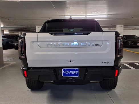Used 2026 GMC Hummer EV 4x4 Crew Cab image 9