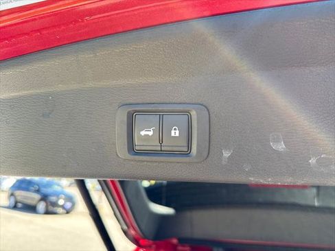 Used 2023 Mitsubishi Outlander SEL AWD/4WD image 34