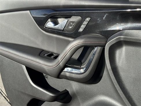 New 2025 Chevrolet Blazer RS w/ Driver Confidence II Package image 26