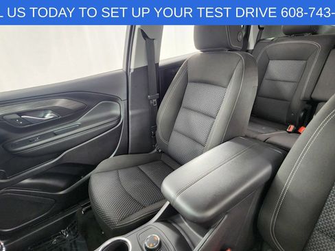 Used 2024 GMC Terrain SLE AWD/4WD image 13