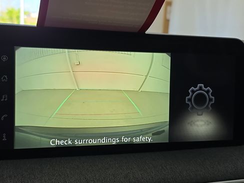 Certified 2025 Nissan Kicks SV AWD/4WD image 22