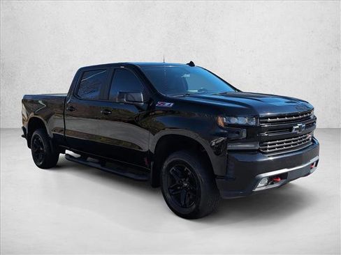 Used 2019 Chevrolet Silverado 1500 LT Trail Boss image 3